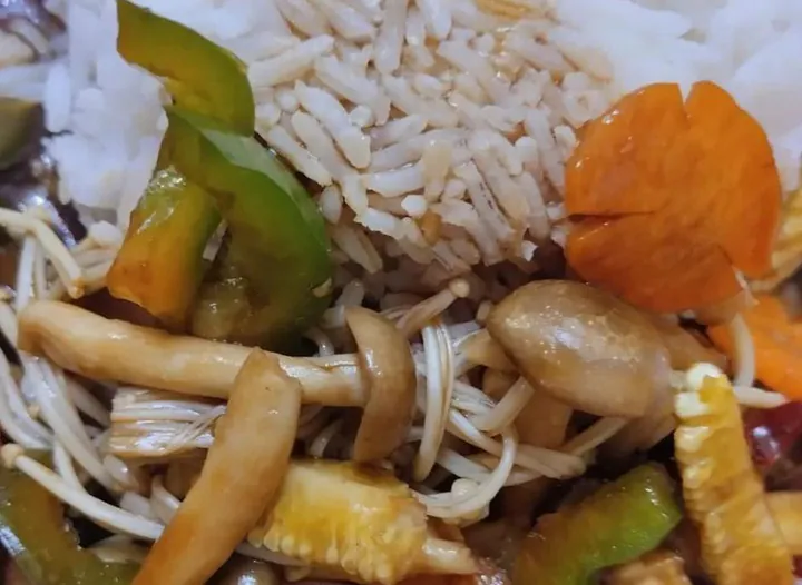 Kong Poh Mixed Mushroom Rice Set