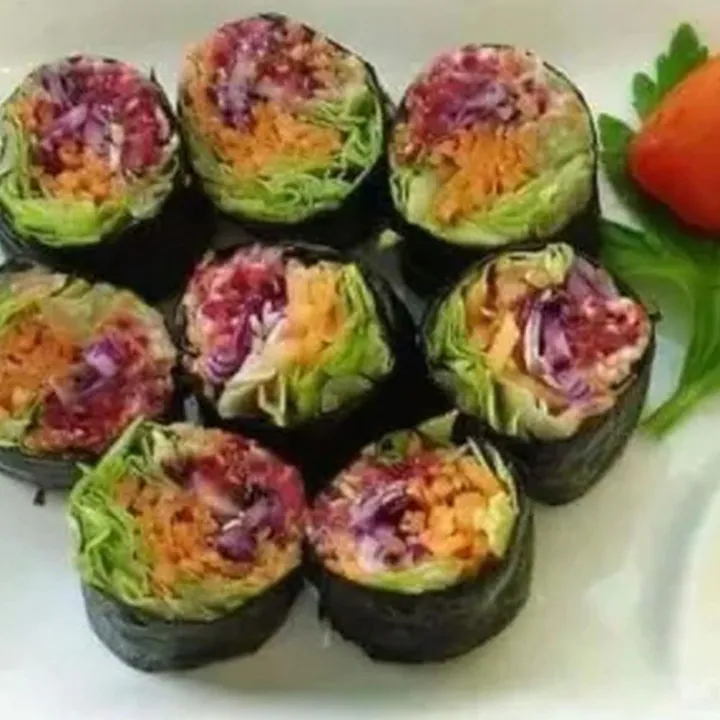 SL01. Organic Veggie Seaweed Roll