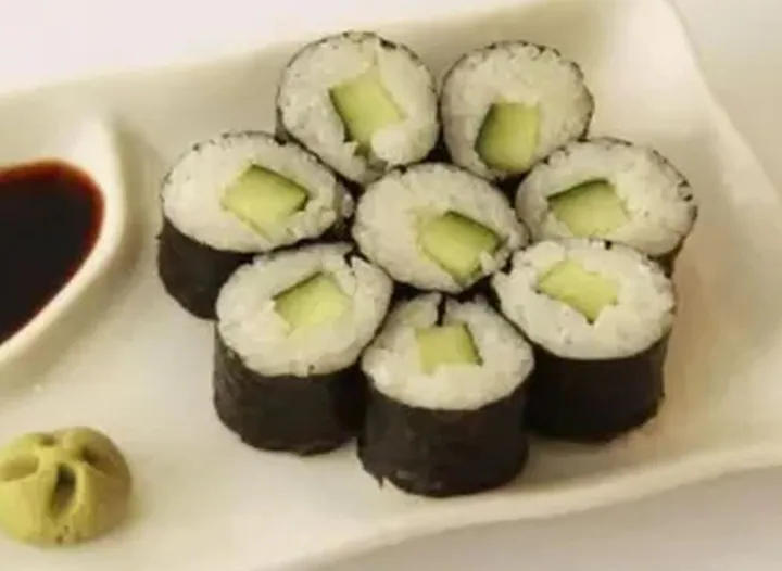 S6. Cucumber Sushi