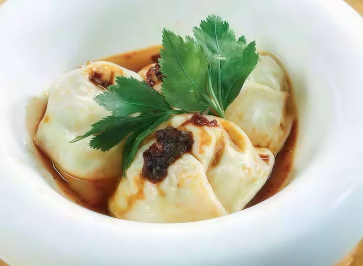 Dumplings with Mala Sauce