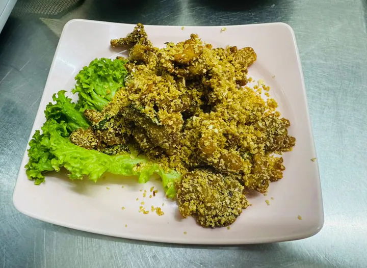 M1. Cereal Abalone Mushroom Prawn