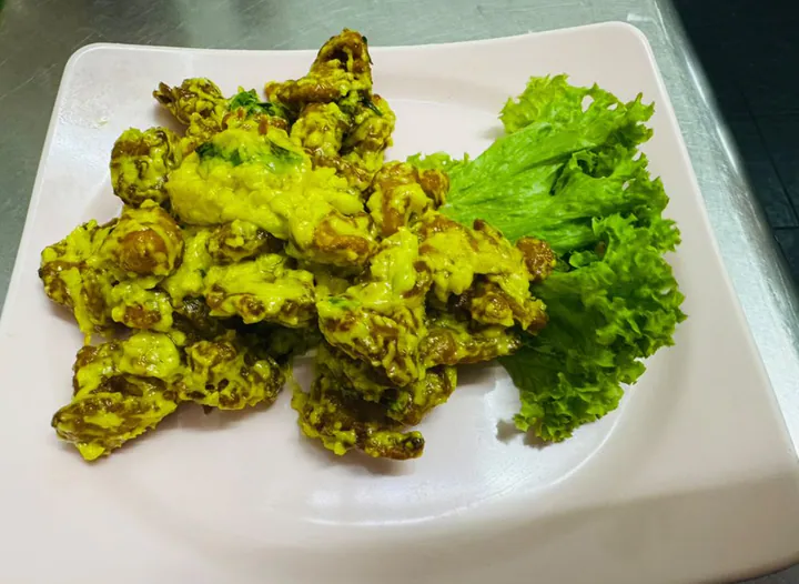 M2. Portuguese Abalone Mushroom Prawn with Egg