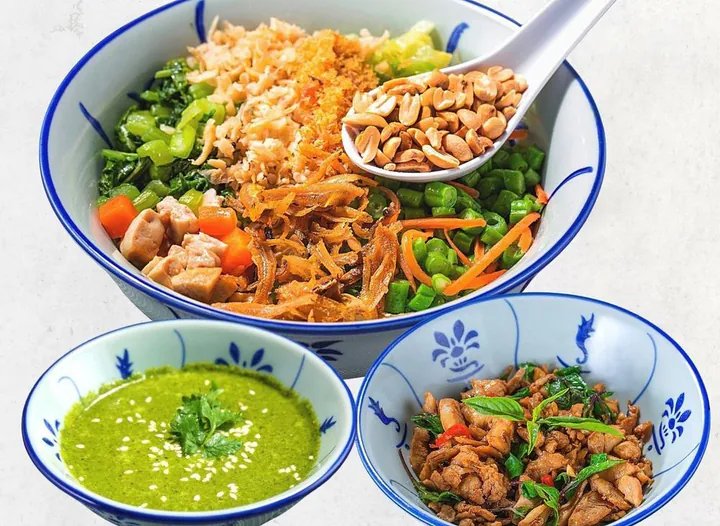 T01. Signature Thunder Tea Rice