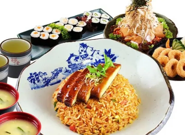 BD6. Fried Rice + Sushi + Salad + Sides Set For 3-4