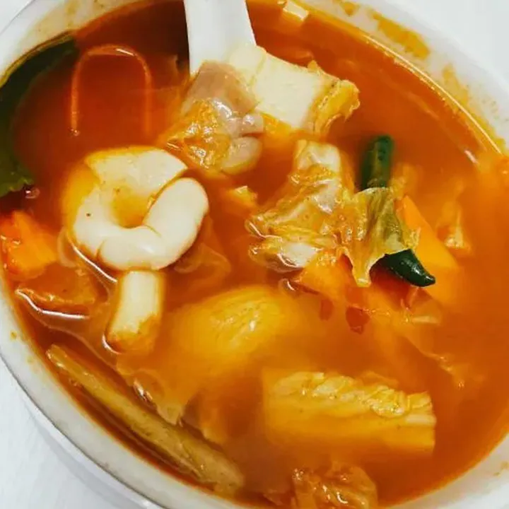 H004. Tom Yum Soup 東炎湯