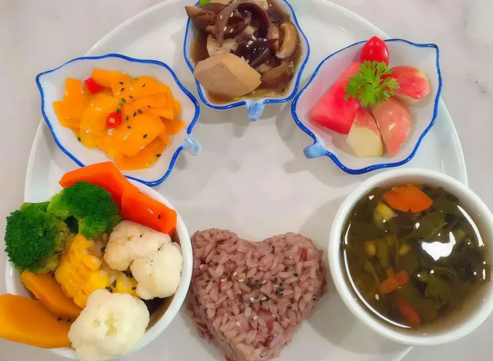 A4. Nutritious Veggie Meal 養生蔬菜套餐饭