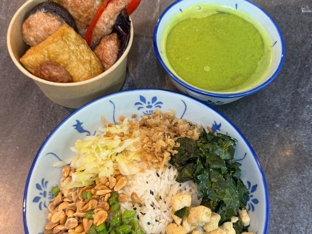 Set A Thunder Tea Rice + 1 Yong Tau Foo