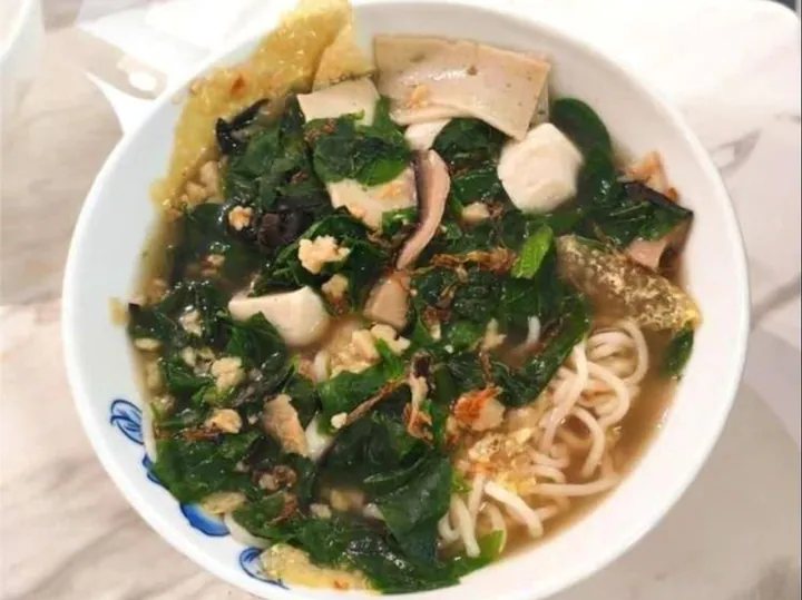 手工板面 Hand Make Ban Mee (粗Rough noodles)