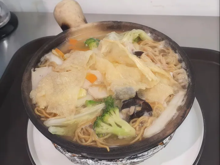 瓦煲伊面 Claypot Yee Mee