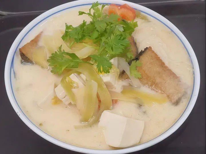 鱼头米粉 Fish Head Bee Hoon