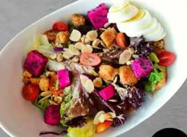 VEGAN Nutty Salad + Drink