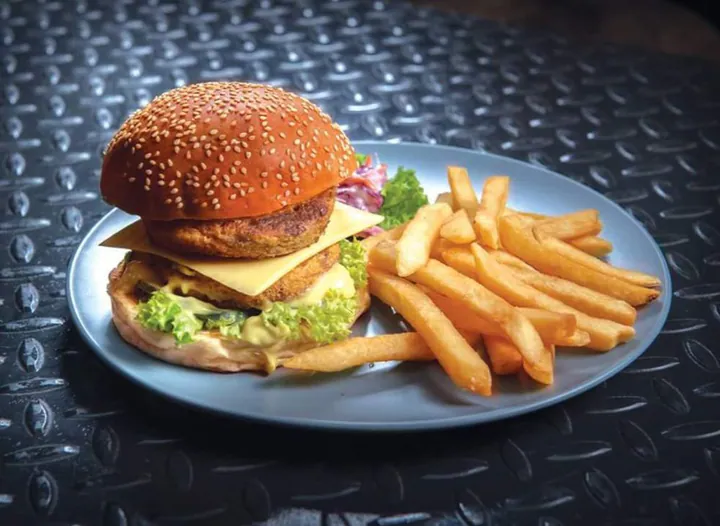 B9. Big Nash Burger with French Fries