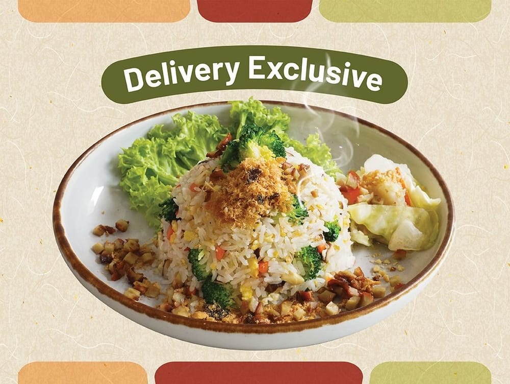 Chef’s Specialty Broccoli Fried Rice 特色兰花炒饭