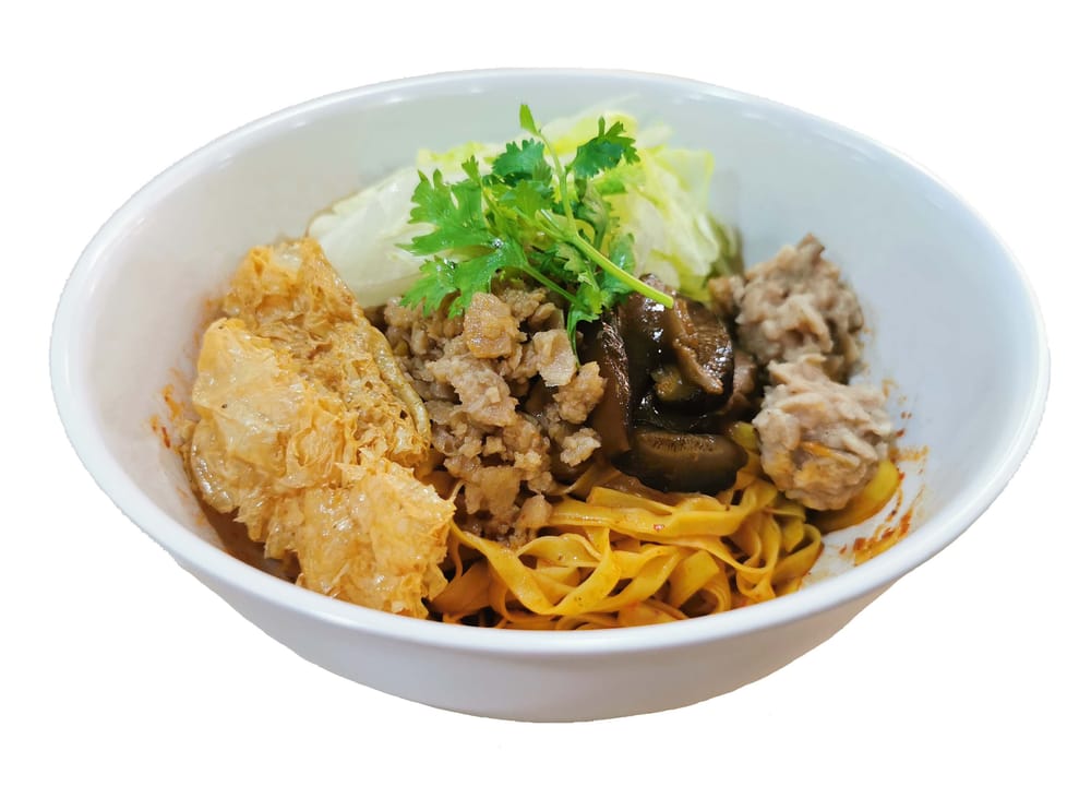 Mushroom Omni Minced Noodle 香菇肉脞面