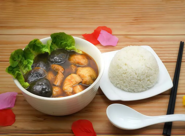 R02. Vegetarian Bak Kut Teh Rice