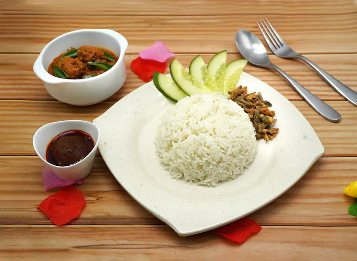 R01. Vegetarian Nasi Lemak