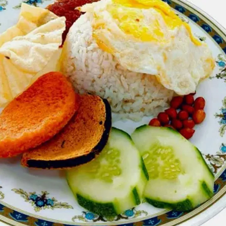 Nasi Lemak Special 特色椰香饭