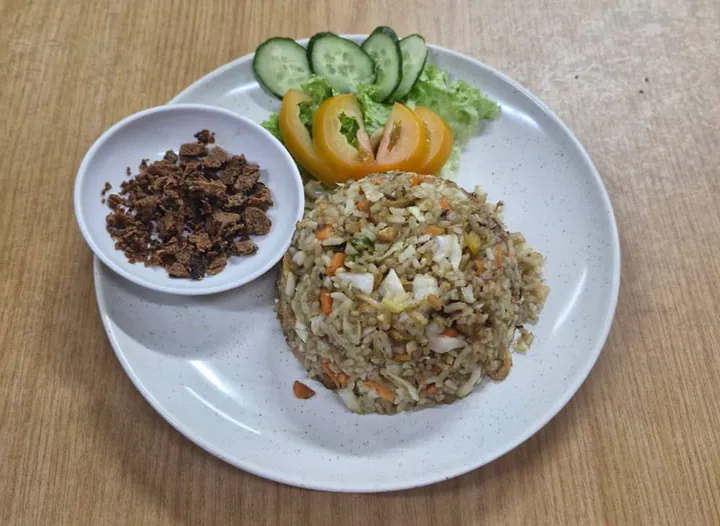 Vegetable Salted Fish Fried Rice 咸鱼炒饭