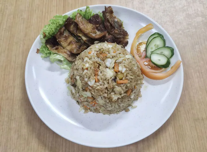 Vegetable Duck Fried Rice 斋鸭炒饭