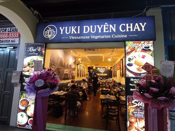 Yuki Duyen Chay, Chinatown